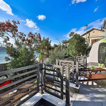 Gorgeous In Okrug Gornji With Wifi * Trogir