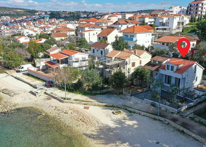 Gorgeous In Okrug Gornji With Wifi Nyaraló Trogir