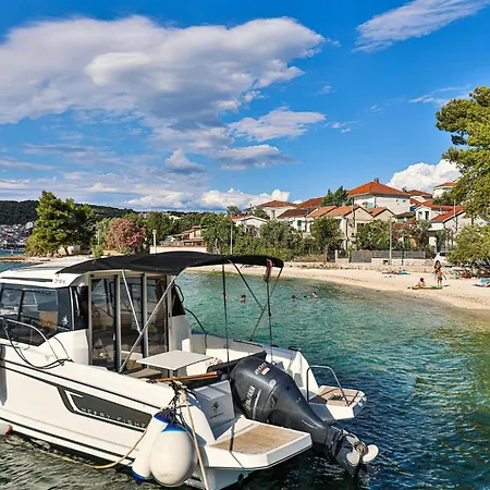 Gorgeous In Okrug Gornji With Wifi * Trogir